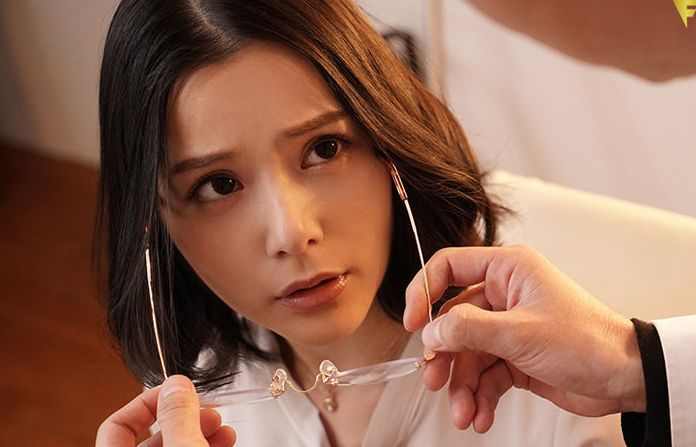【言いなり教師】”あの美人な先生がチ●ポを舐めてくれてる…！”こんなキレイな女性なのにお下劣に若い男を貪りますｗ吉高寧々