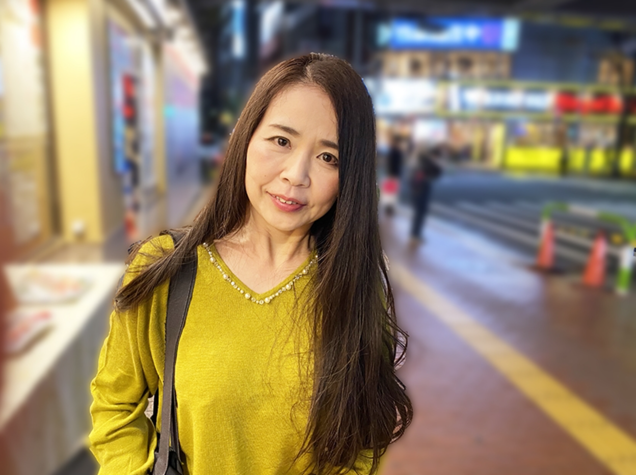 【熟女ナンパ】「アラフィフなんですケド…♡」髪の毛の綺麗な女性に声をかけたら…おばさんだった！仕方なくホテルへ行くと…
