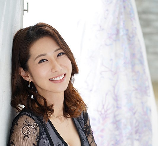 ★初AV・スレンダー妻・欲求爆発│長嶋沙央梨★『34歳です…♡』理性が飛んだ人妻が挿れられた途端に豹変しちゃいます