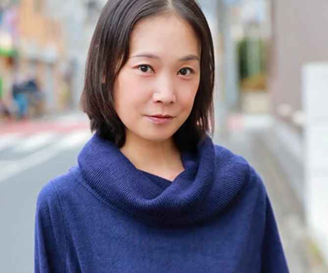 【六十路の熟女】「イヤらしいお婆さんは…好きですか…？」エロ巨尻な素人熟女が恥じらいもなくあだルドビデオに出演しちゃう！