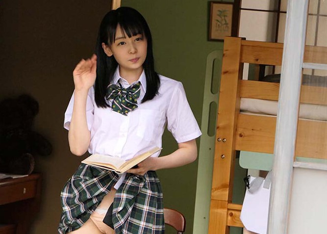 【スケベな田舎の女子校生】「ねぇ…窓越しに見てたでしょ？♡」田舎の隣家に引っ越してから毎晩誘われ続ける日々■時田亜美