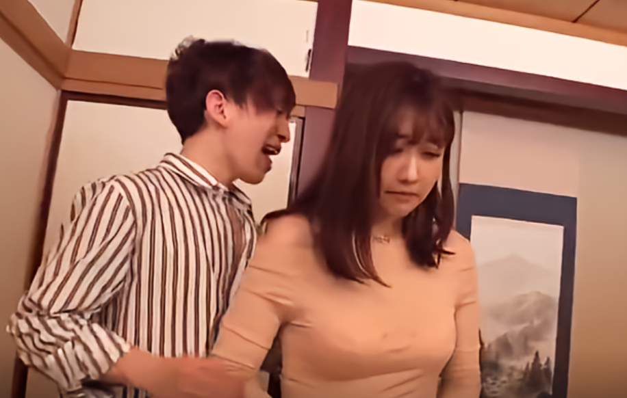 【復讐NTR】散々な扱いを受けた夫の代わりに…性欲モンスターの社長息子に家で犯され、妻は快楽に逆らえず絶頂堕ち★大槻ひびき