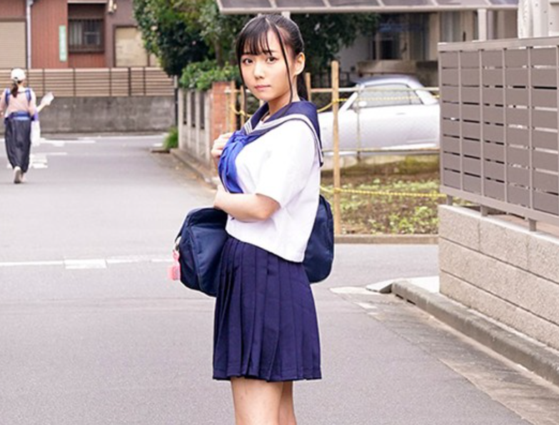 【制服JKレイプ】「誰かの指が…でも私…声が出せない…♡」制服越しに這う手を拒めず感じてしまう朝■有坂真宵