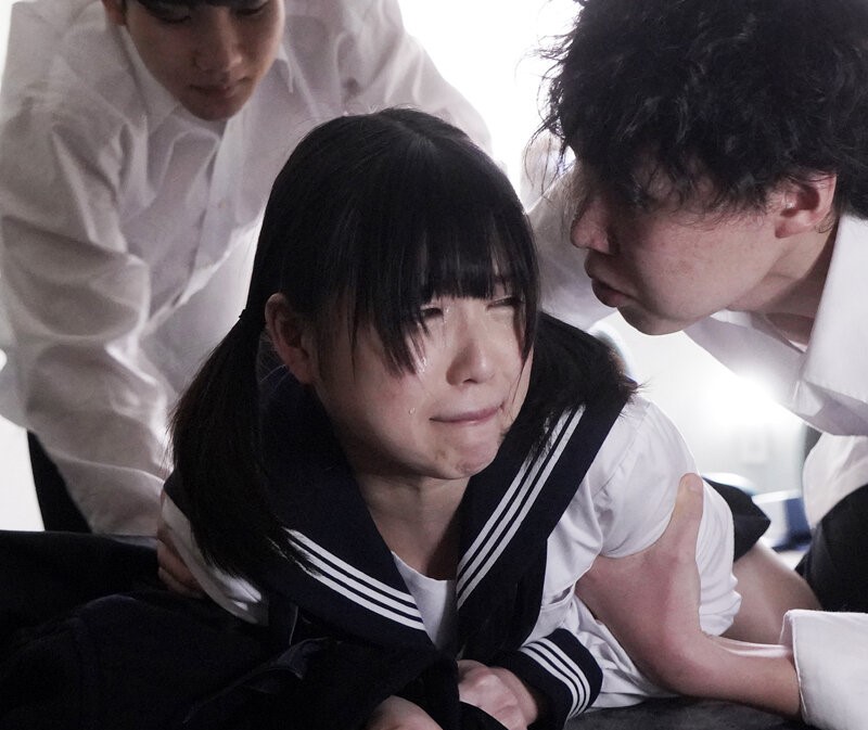 清掃系の優等生JKを性調教していく・監禁して何本ものチ〇コで犯しまくる・可愛い顔と身体が汚されていく★横宮七海★