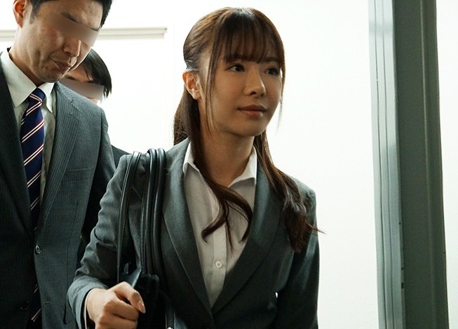 【出張NTRレイプ】仕事のつもりが誘惑の舞台になっていた一泊の夜 無防備な姿に欲望を抑えきれない男の罠が迫る■栗山莉緒