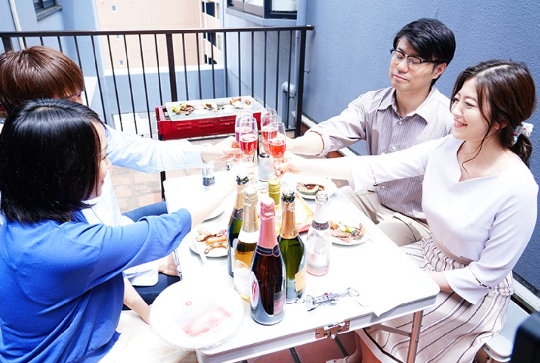 ながえ作品【愛妻交換】「今日はお互い自由にしよう」軽い一言から始まった！戻れない夜に妻は沈んでいく■木下凛々子