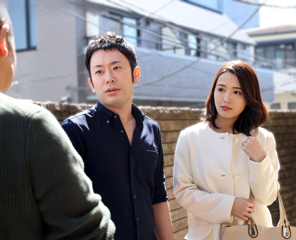 【人妻NTR】「マッサージしてやろうか？」スレンダー美乳な若妻がエロ義兄に寝取られた事を思い出しオナニーしちゃう！向井藍