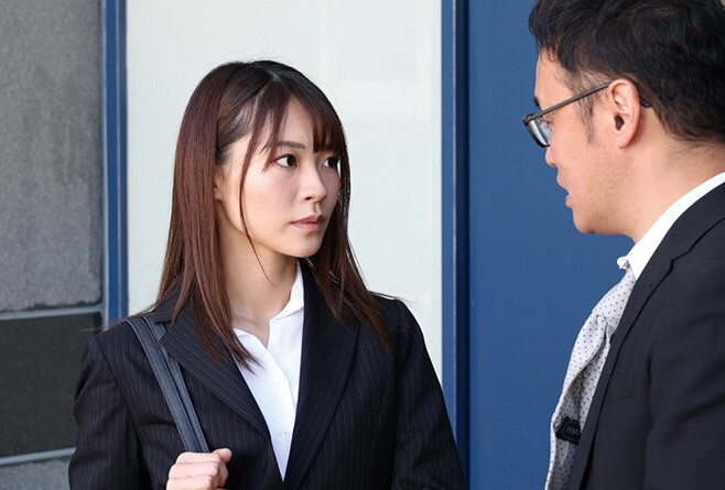 【ながえスタイル】爽やか美女で会社のマドンナな若妻OLが出張先ホテルで部下に襲われ、抵抗むなしく全身凌辱される■東條なつ