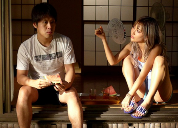 【ギャル】夏休み下宿先で酔ったギャルと相部屋になり、勝手にまたがられ黒尻揺らされ朝まで腰を振られ続ける■AIKA