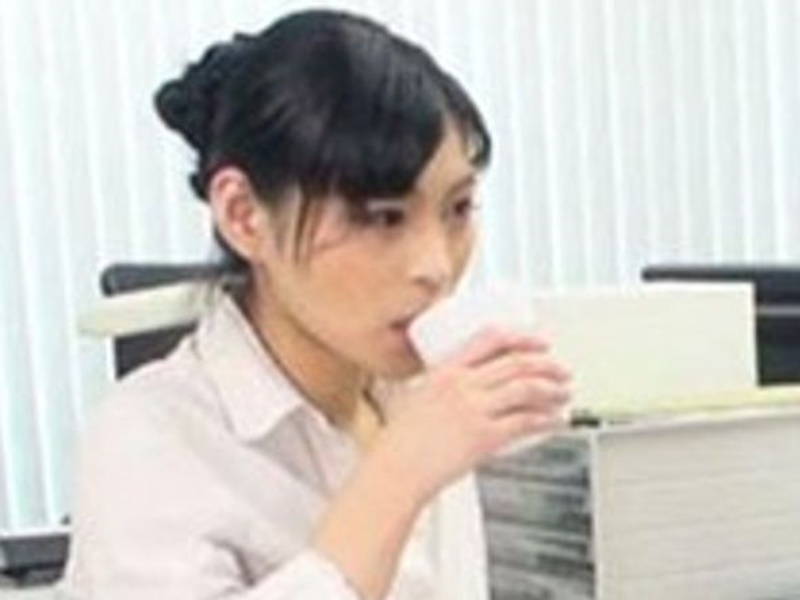 【強力な媚薬】南米産のヤバすぎる薬を飲んだ瞬間、白目むいて腰ガクガク！獣のように腰振りまくる淫乱娘たち！