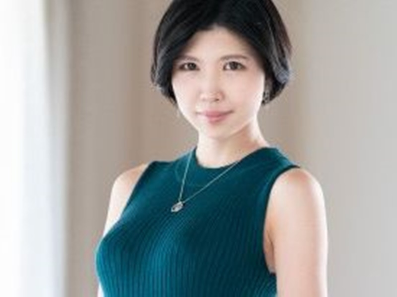【人妻AVデビュー】セックスレスに悩む人妻がカメラの前で欲望を解放！初撮りとは思えぬ大胆プレイに息を呑む■芳根まい