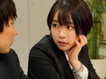 【女上司】残業で二人きり…「童貞なのバレちゃったね」谷間チラ見せに理性崩壊し筆おろしセックスに没頭■架乃ゆら