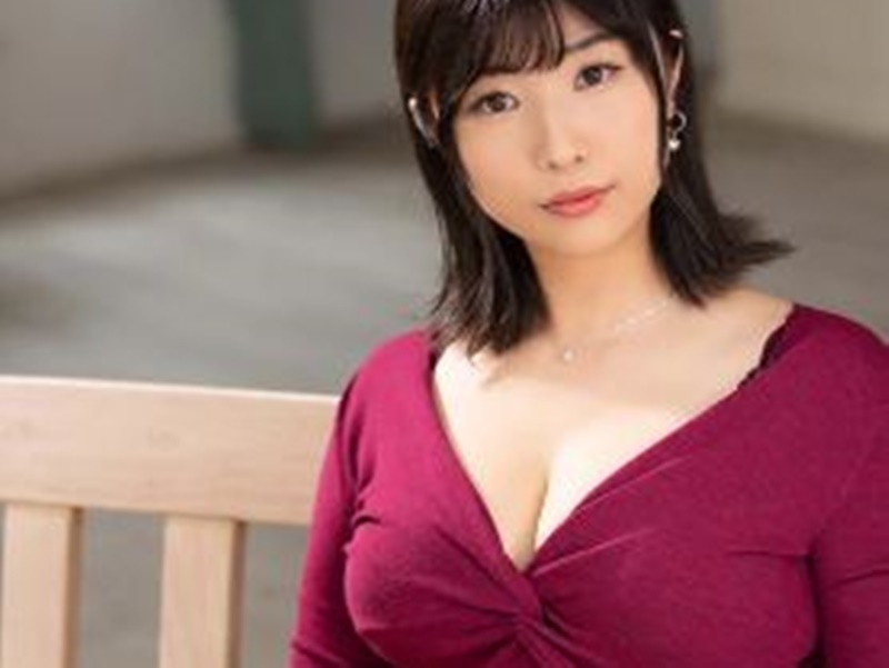 【熟女】結婚6年目の真面目妻が禁断の衝動に従い初出演！抱き心地抜群のカラダを晒し尽くし淫乱な本性を解放■松岡なつ美
