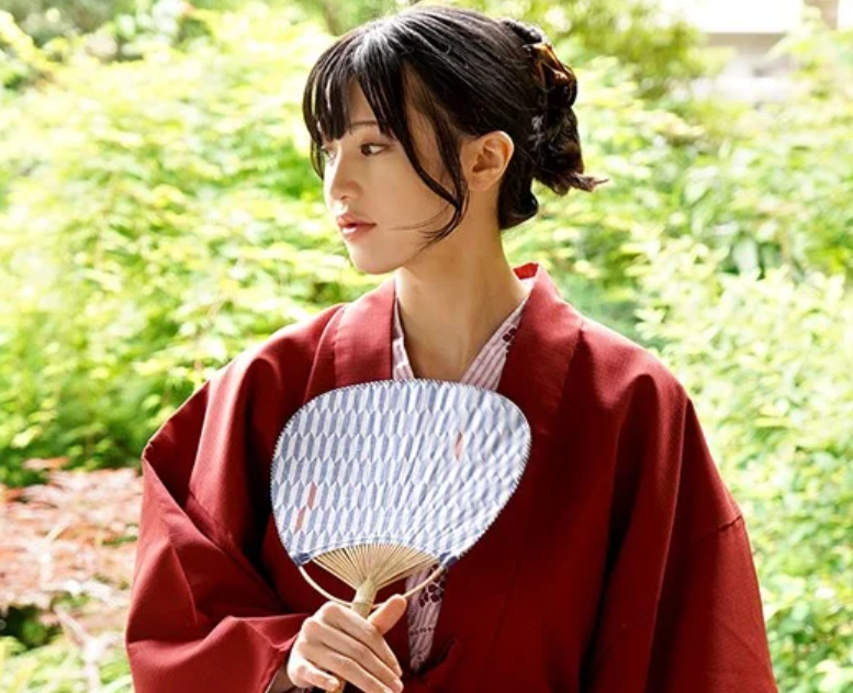 【人妻】「旦那より気持ちいい…」倦怠期の妻が部下に身を委ねる！真夏の宿で不倫SEX三昧の2日間■高橋しょう子