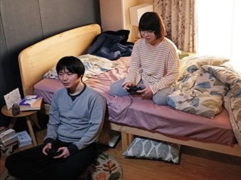 【巨乳】兄妹のように育った幼馴染と二人きりの夜…欲望を抑えきれず朝までハメ合う■初愛ねんね