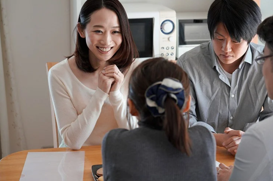 【愛妻交換】「他の男とヤりたいわ…」欲求不満なエロデカ尻若妻が近所の主婦仲間とスケベな企画を考えますが…水戸かな