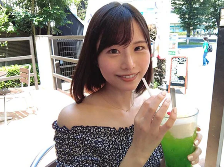 【デカパイ彼女】服を脱いだ瞬間に息を呑んだ…想像以上のカラダに勃起が止まらず時間を忘れて求め合った■本郷愛