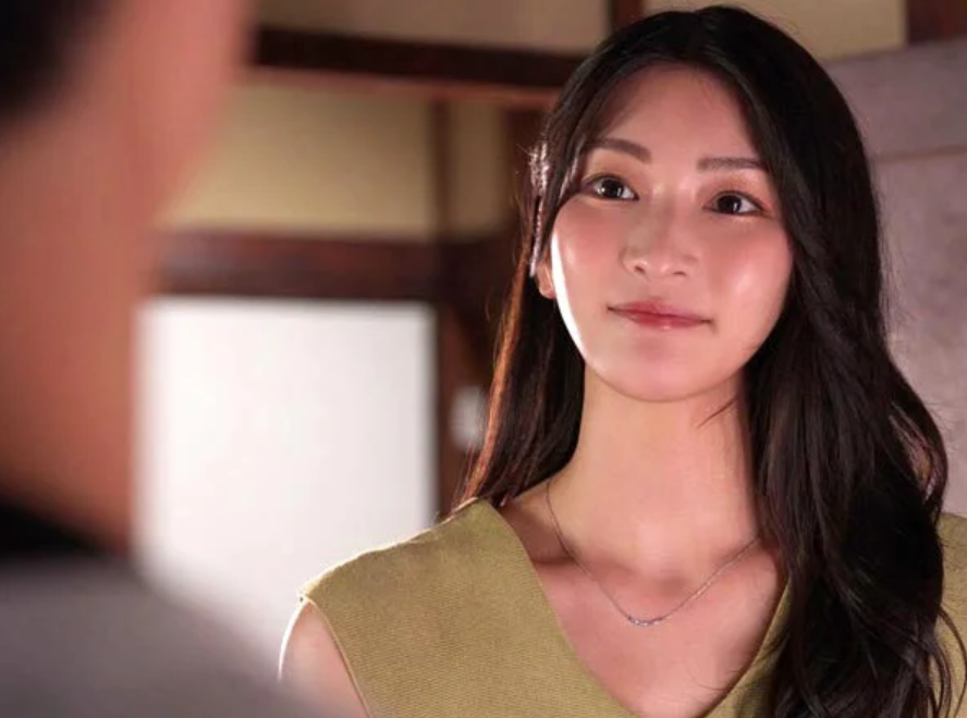 【親戚の集まり】「今年は何をやらされるの...？」スレンダーエロ美乳な美人主婦が毎年恒例のスケベな余興を…■本庄鈴