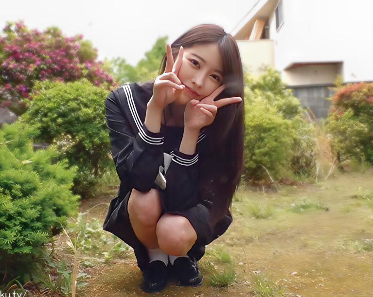 【美少女JK】「セックスに興味あります…♡」学生服を着たスレンダー美人ギャル女子高生が中年親父とスケベ性交！森日向子