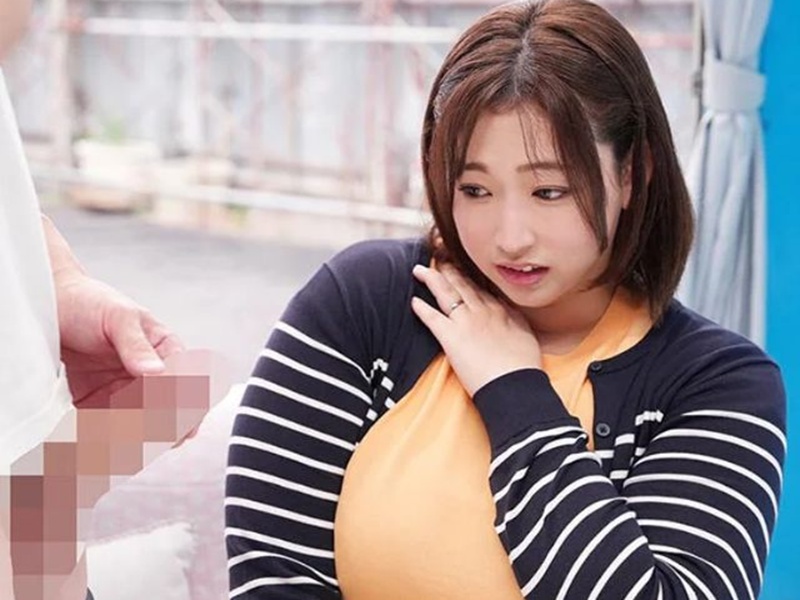 【マジックミラー号】「まぁ…恋愛相談なら...」街行くポッチャリデブなエロ若妻に声かけナンパ！話だけのつもりがなぜか…