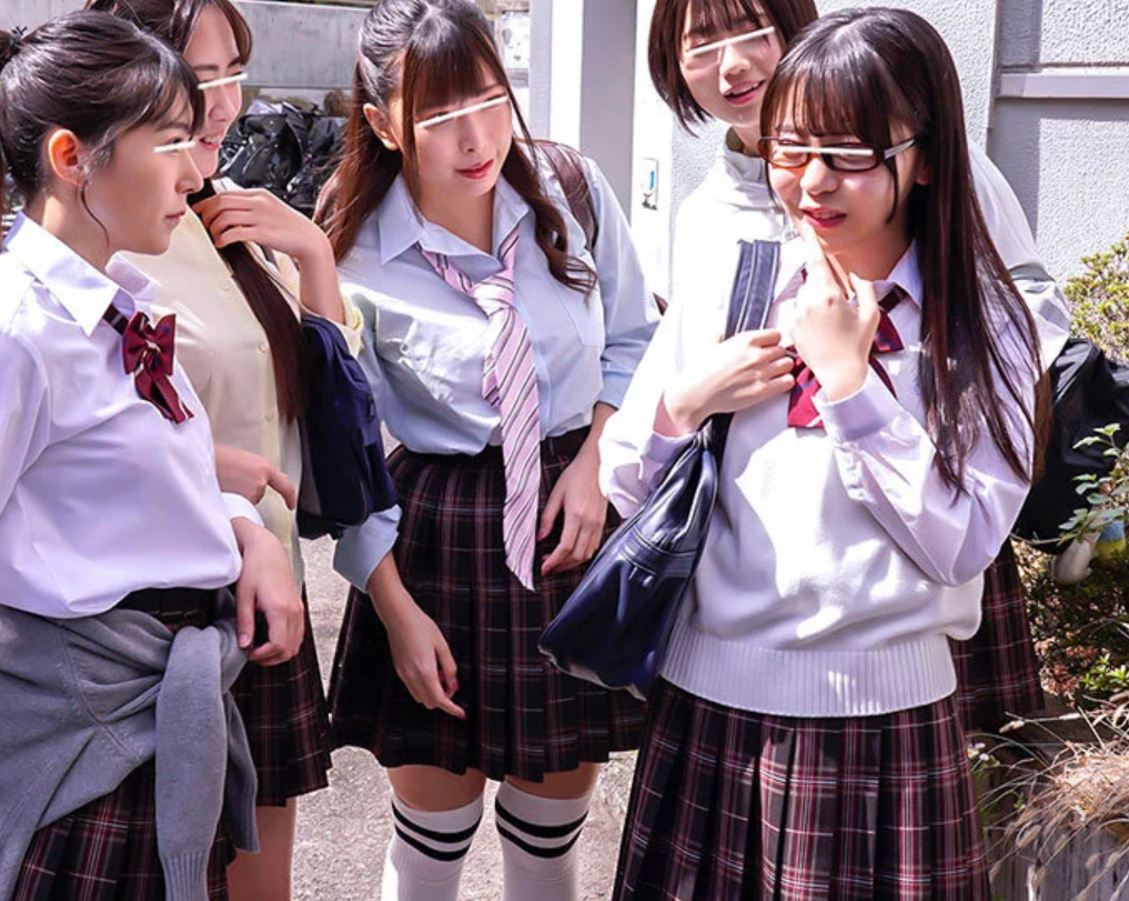 【地味なＪＫが…】「え、コイツが一番エロくない？」クラスのヤリマン女子校生に連れられて向かったハーレム会場ですが…