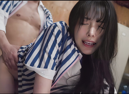 【看板娘レイプ】「もうイカされたくないのに…！」スレンダーエロ美乳な美少女JDが勤務先の中年男に犯される！