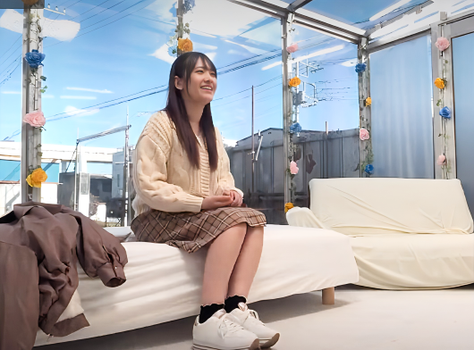 【MM号】「友達呼んだら生ハメ回避ゲーム♪」ロリ顔の美少女女子大生がスケベ企画に挑戦しちゃうｗ