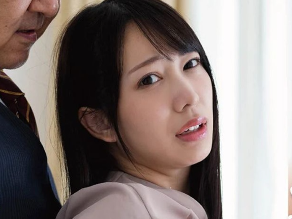 【ながえスタイル】~不倫する人妻~「夫以外中に出された事ないのに…」妖艶な雰囲気のスレンダーエロ美乳主婦が上役に犯され…