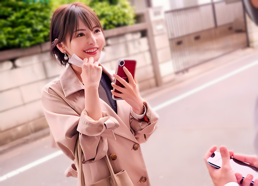 「俺、あの先輩とヤりたいよ…」「実はヤリ●ンってウワサだぜ？」何かと噂の絶えない妖艶な会社一の美人がスケベフェラ！