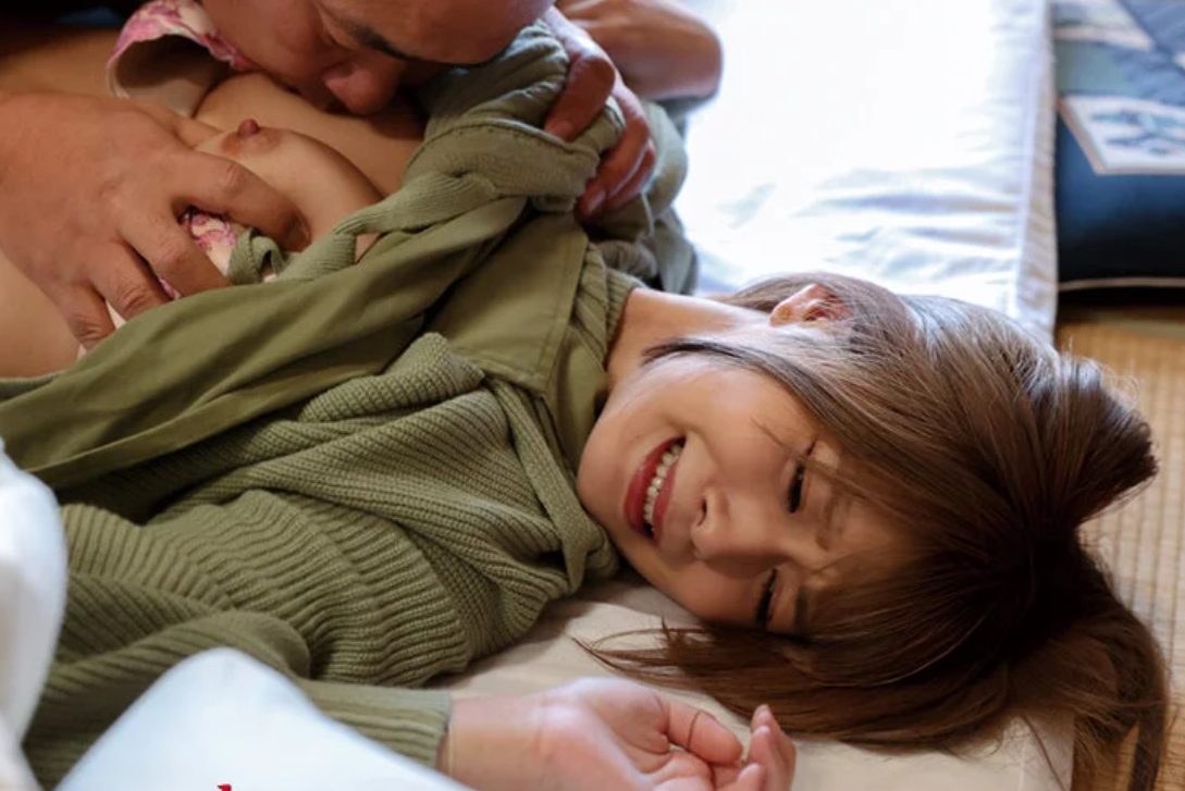 【ながえスタイル】~人妻レイプ~民泊経営が軌道に載ってきたエロ巨尻な美人妻に３人の男が予約をしてきて…