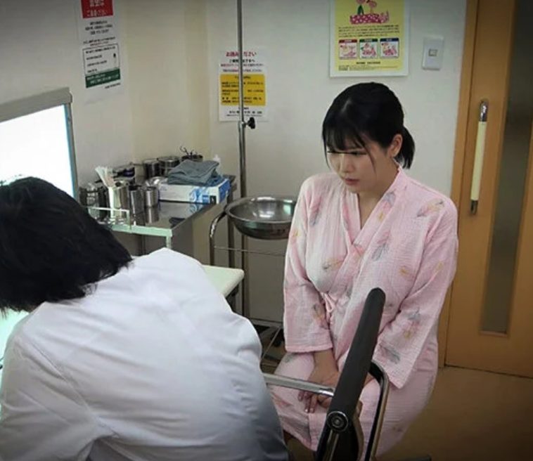 【悪徳診療】「健康診断だからガマンしてくださいねー」エロ巨乳なお姉さんが医者で検査を受けますがエロいことをされ…