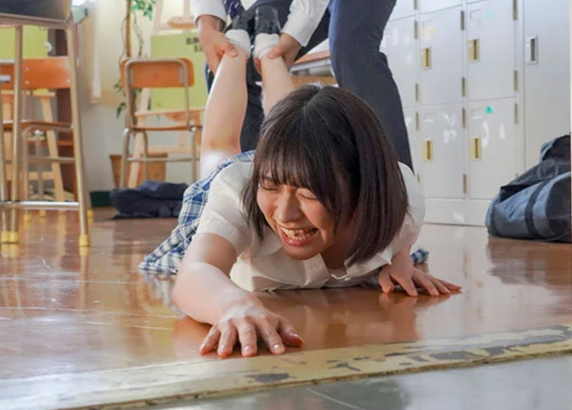 【女子高生レイプ】「センセイ…ヤメて…！」美術部顧問の教員にスケベな目で見られてしまうエロ美乳ロリ美少女JK■東條なつ