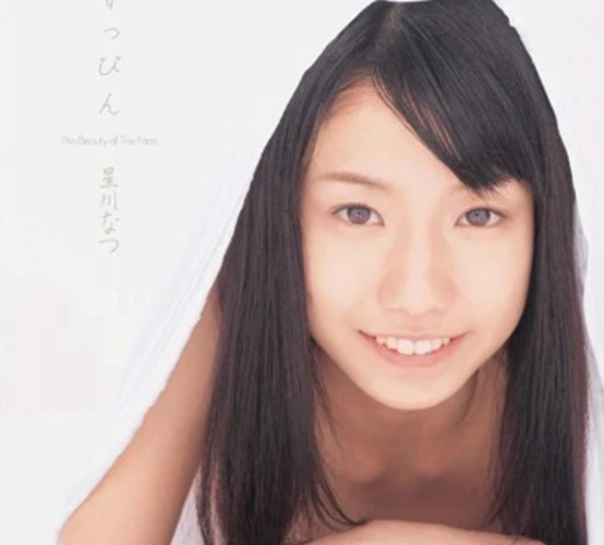 【平成のロリ美少女】「すっぴんなのに可愛すぎる！」「アイドルかと思った！」スレンダーエロ貧乳な美少女がスケベセックス