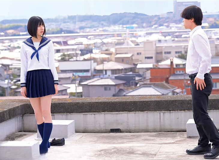 「私…今から飛び降りるの！」”だったらさ、一回だけヤらせてくれないか？”人生をあきらめかけたミニスカ制服の美少女JKですが
