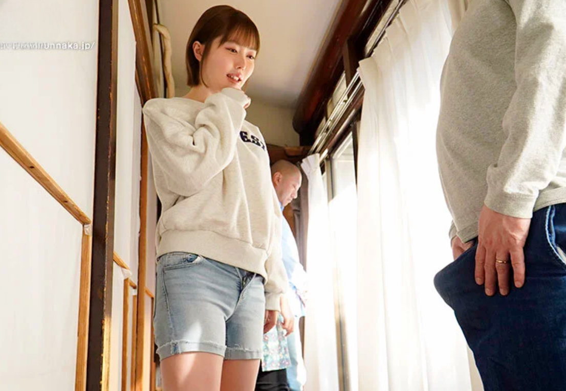 【不倫する人妻】「お義父さんの股間がまた大きく…」同居する義理父に欲情されるスレンダーエロ美乳な美人主婦が近親相姦！