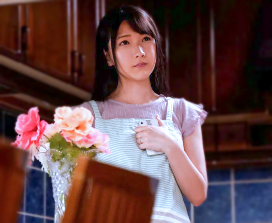 【若妻レイプ】「お前...オナニーしてただろ？」欲求不満スレンダーエロ美乳な美人主婦が自宅で義父に犯される！宮西ひかる
