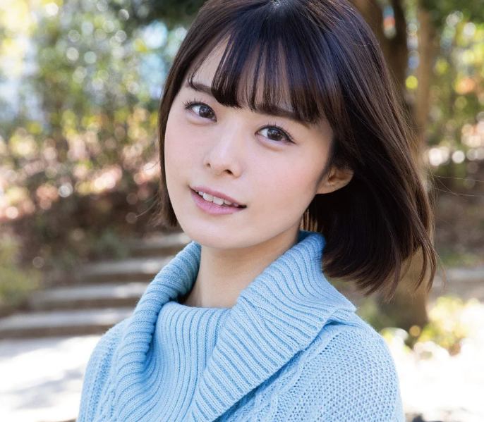 「あの娘…絶対俺のこと好きだぜ？」他人を勘違いさせる表情が得意そうなスレンダーエロ美乳な美少女のエロ動画！