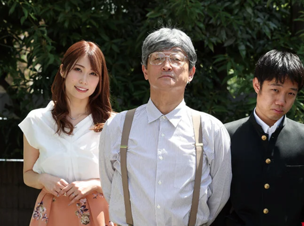 【ながえスタイル】~義母と息子~「私が我慢するしか…！」セックス依存症の義理息子を助けるためにレイプされるエロ美人主婦