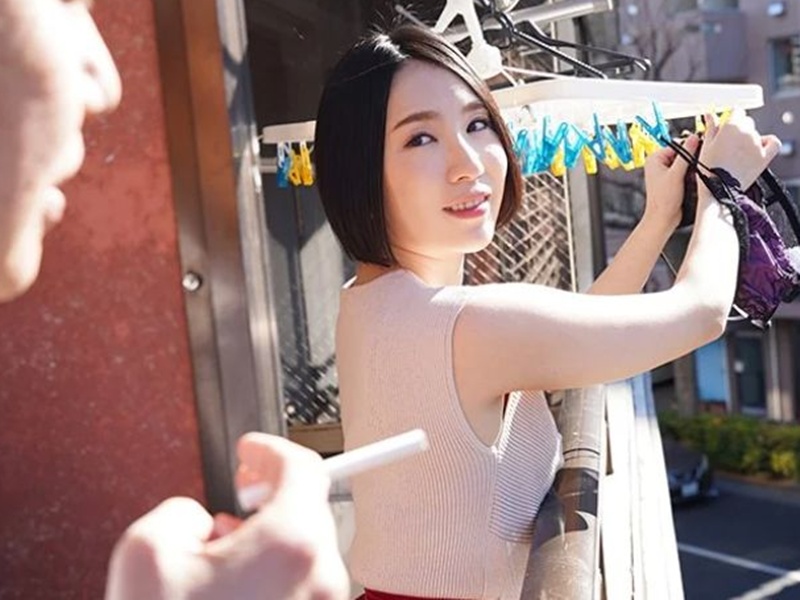 【隣の人妻】「あそこの奥さん…皆を誘ってないか…？」最近引っ越してきたエロ美乳な美人主婦がスケベな体で妻帯者を誘惑