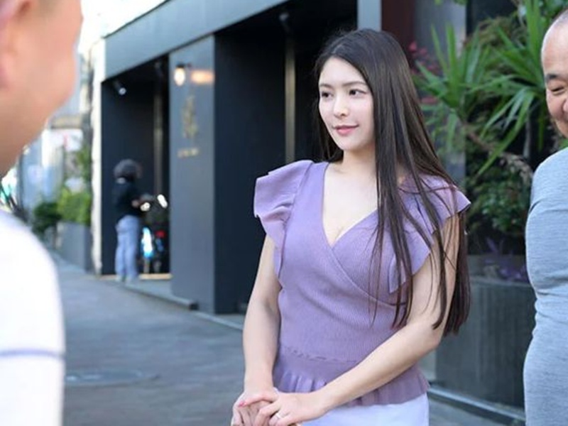 【人妻レイプ】「他人の妻が犯されてる所がみたい…！」エロデカ尻なおばさん主婦が会社のスケベ上司の性奴隷になってしまい…