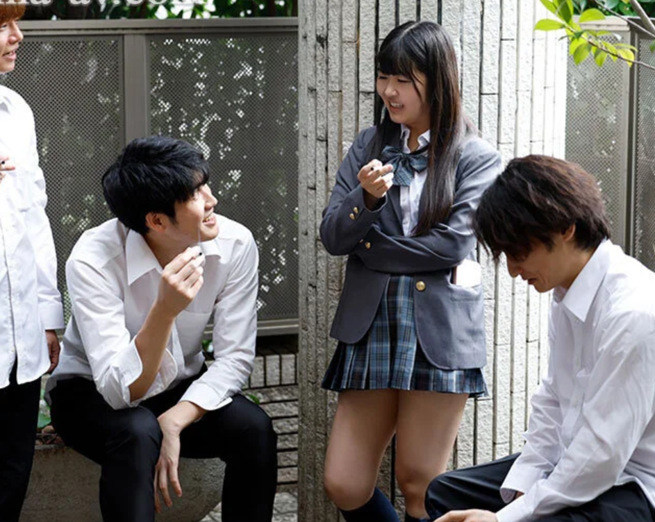 【友達の母親】「え？ホントにレイプしちゃっていいの？」JKの娘の悪友に犯されてしまうエロ巨尻なおばさん主婦