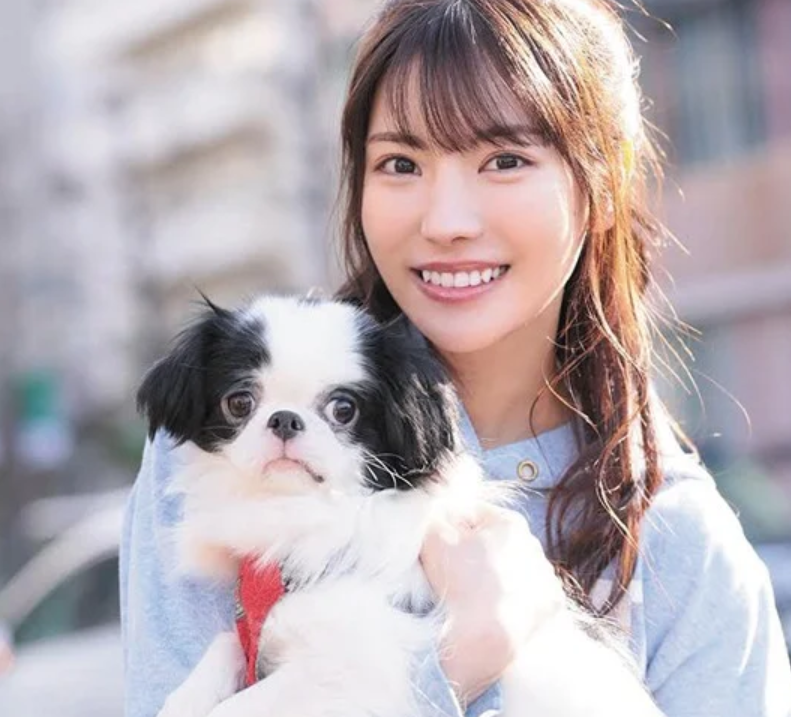 【楓カレン】「あんな可憐な美女がエロいことを…？」男性から大人気の美少女が素人男相手にフェラするスケベ企画！