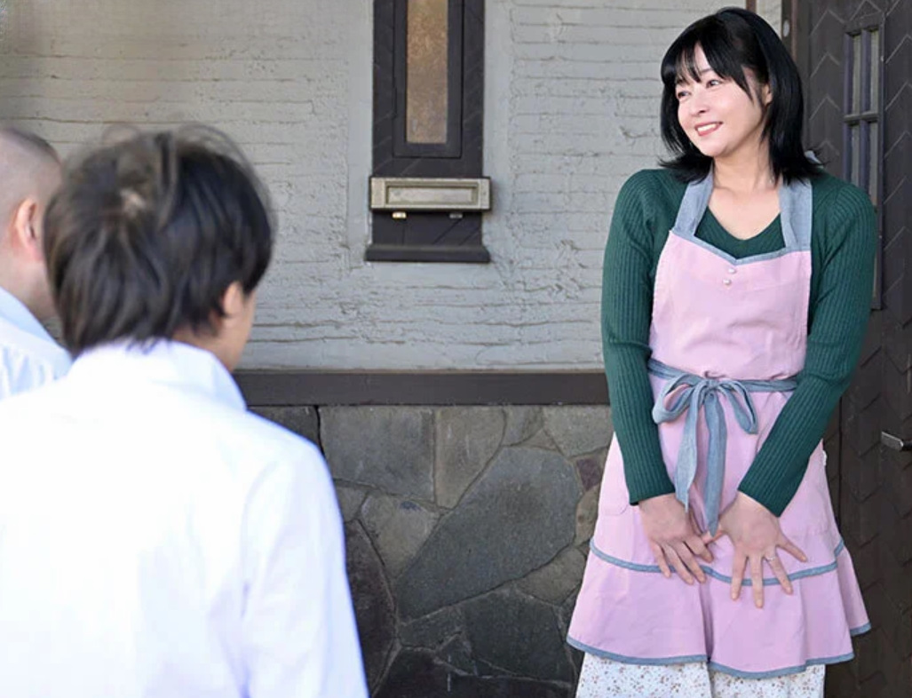 【友達の母親】「いらっしゃい♡よく来たわね…♡」エロデカ尻なおばさん主婦が子供の親友に告白されてNTR不倫しちゃう！