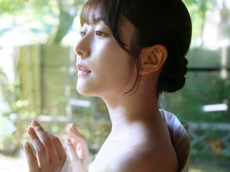 【淫乱若女将】”男が堕ちる瞬間が愛おしくてたまらないの...♡”美貌が故にちょっと誘惑すると簡単に釣れる男を貪る女！