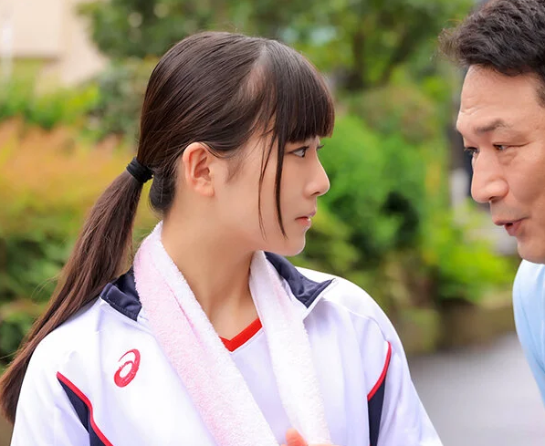 【スケベな整体】”部活で身体疲れてるだろ？私が揉み解して楽にしてあげよう”母の紹介で行った整体院はド変態男達の巣で…
