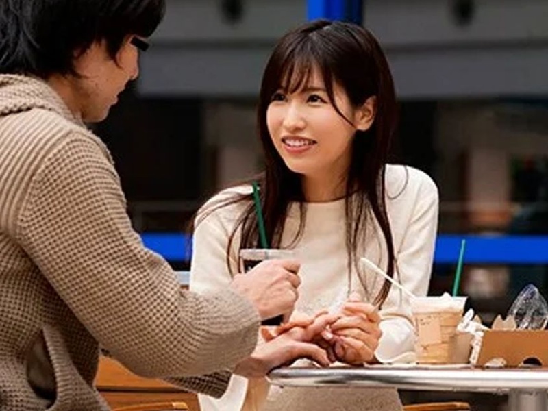 【筆おろし美女】”女の人初めてなんでしょ？私とのデート嬉しい？♡チェリーボーイの若者を一からイチャラブデートでリード