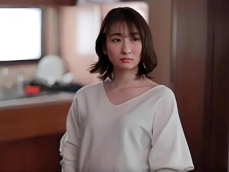 【同級生の人妻】”あなた…私はもう限界よ…”旦那と距離ができ欲求不満なスレンダー熟女が再会した男に恋し熱くエロいキス