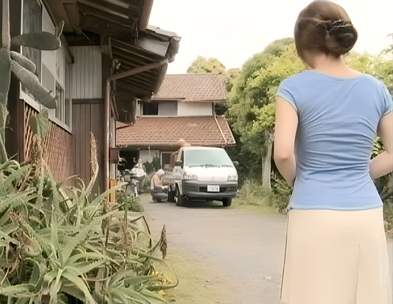 【ヘンリー塚本】本当はセックス好きな奥さん”あぁ…あんなガテン系に犯されたら…♡”無自覚に淫らな匂いを醸し出し輪姦